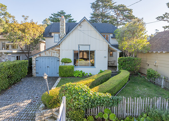 San Antonio 3 NE of 8th Avenue