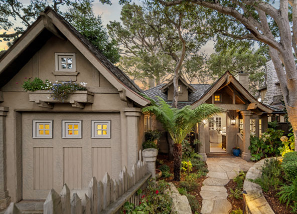 Dolores 4SW of 12th, Carmel by the Sea